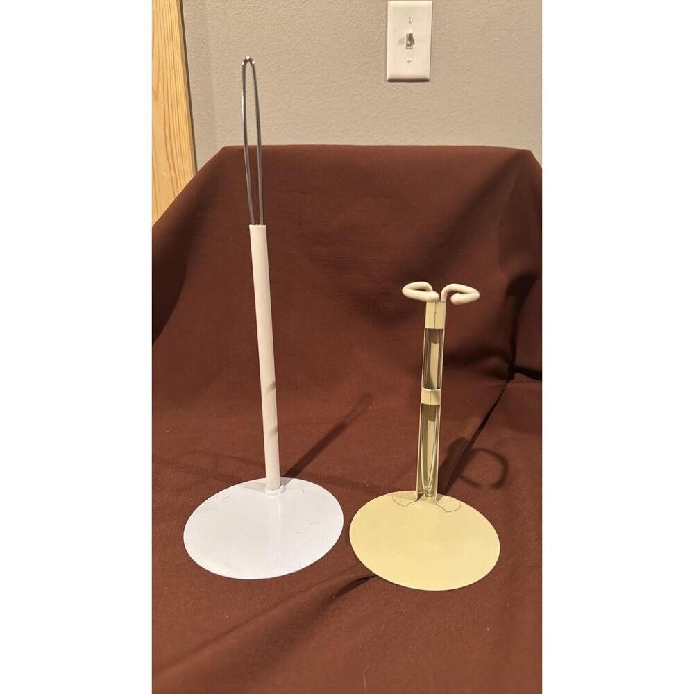 Adjustable Doll Stands 2